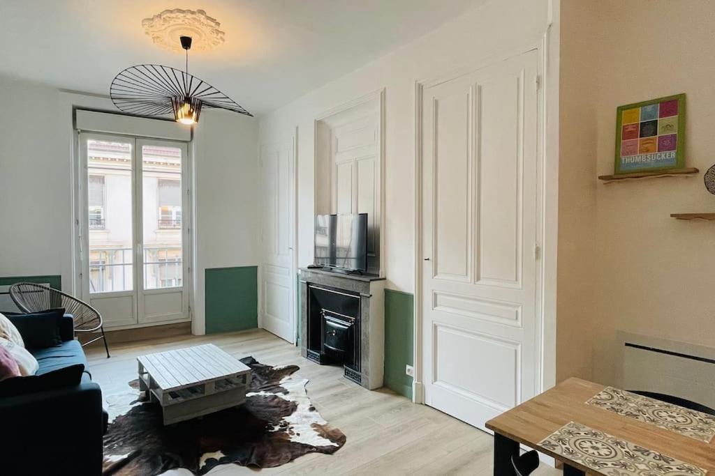 וילאורבן Appartement Renove Proche Du Parc De La Tete D'Or מראה חיצוני תמונה