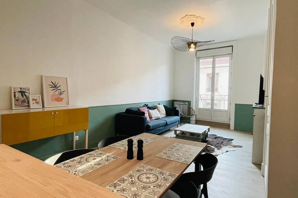 וילאורבן Appartement Renove Proche Du Parc De La Tete D'Or מראה חיצוני תמונה
